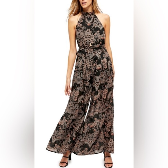 Free People Kissing Sunlight Halter Top Wide Leg Jumpsuit Black Floral Sz Small - Picture 1 of 16
